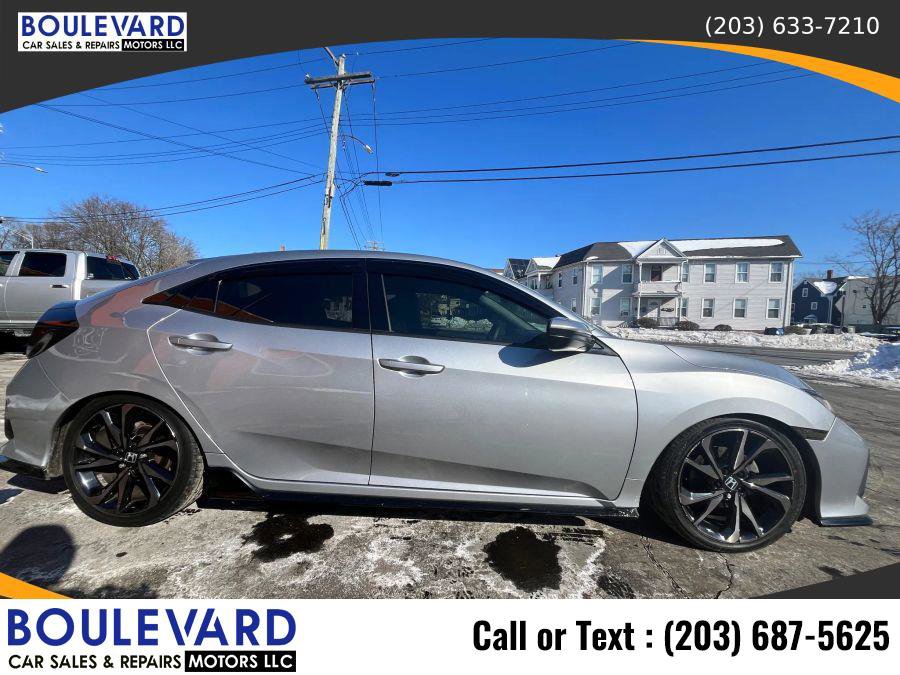 Used 2018 Honda Civic Sport image 3