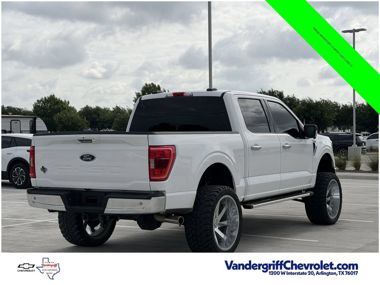 Used 2022 Ford F150 XLT w/ Equipment Group 302A High RWD image 4
