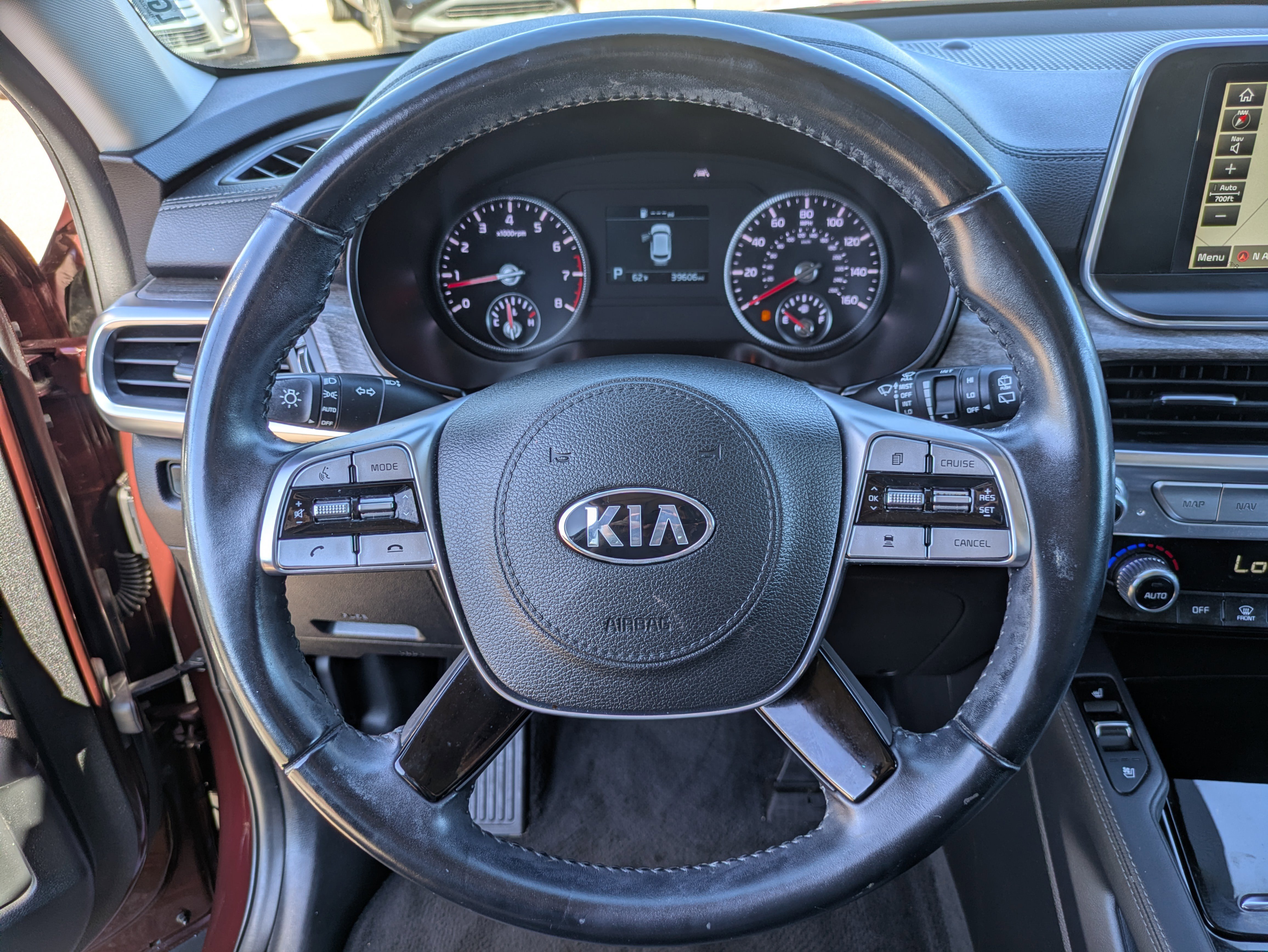 Used 2020 Kia Telluride EX image 28