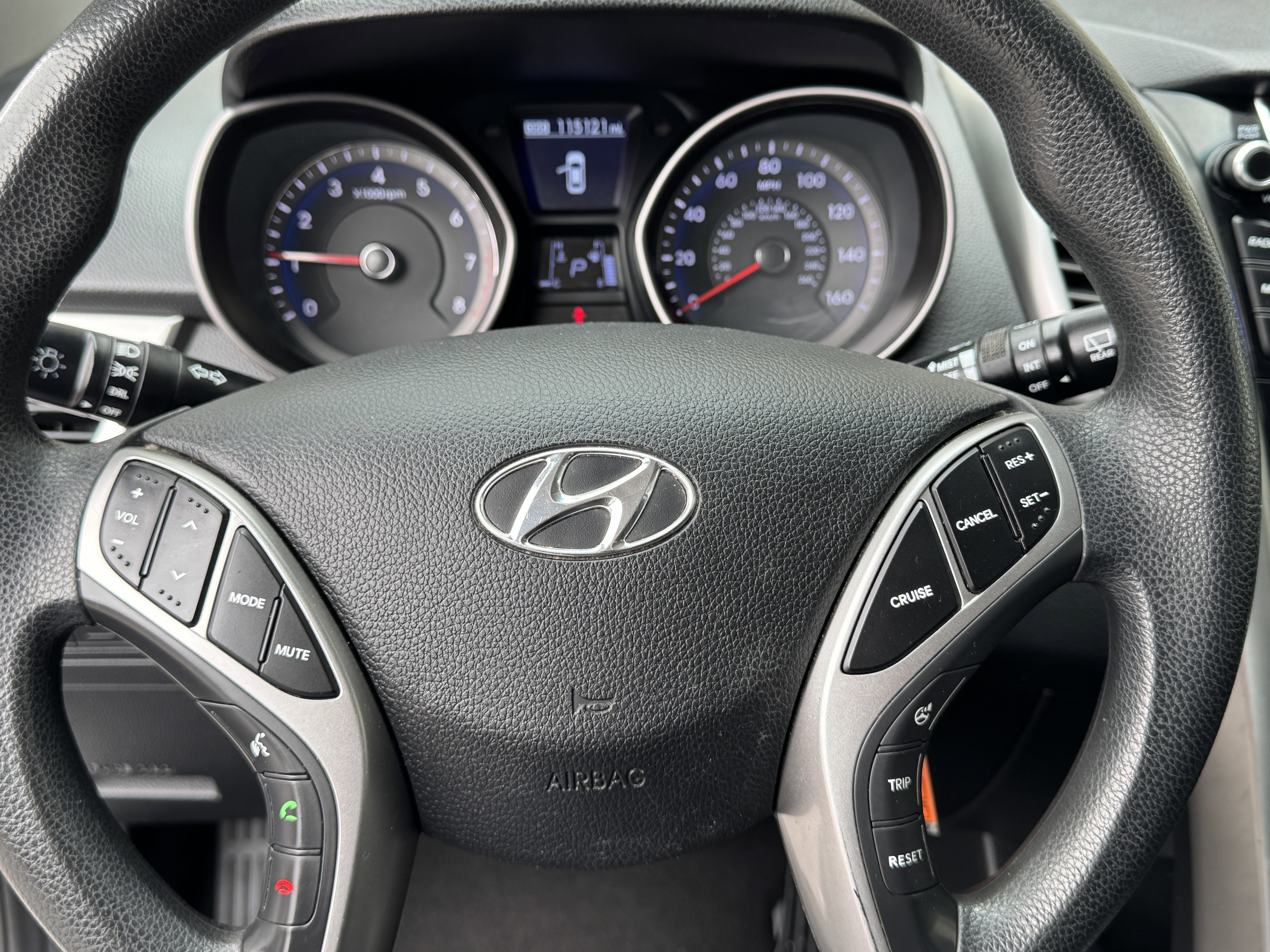 Used 2016 Hyundai Elantra GT FWD image 14