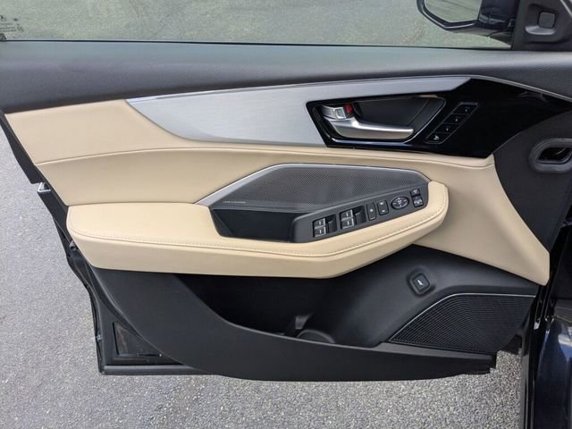 Certified 2025 Acura MDX w/ Technology Package image 31