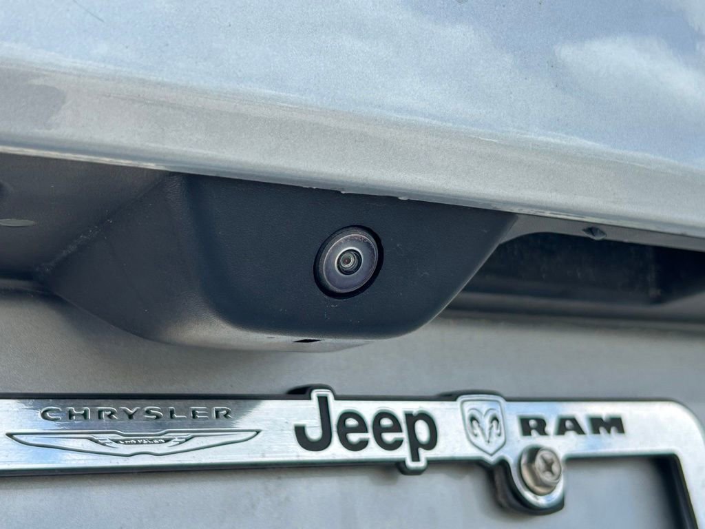 Certified 2024 Jeep Grand Cherokee Limited w/ Black Appearance Package image 30