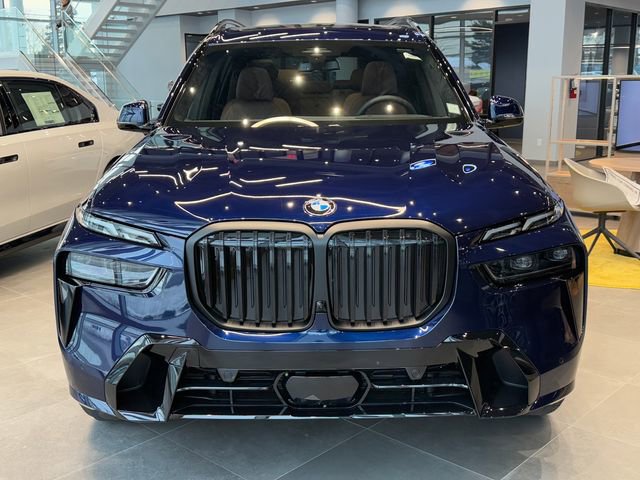 New 2026 BMW X7 xDrive40i image 2