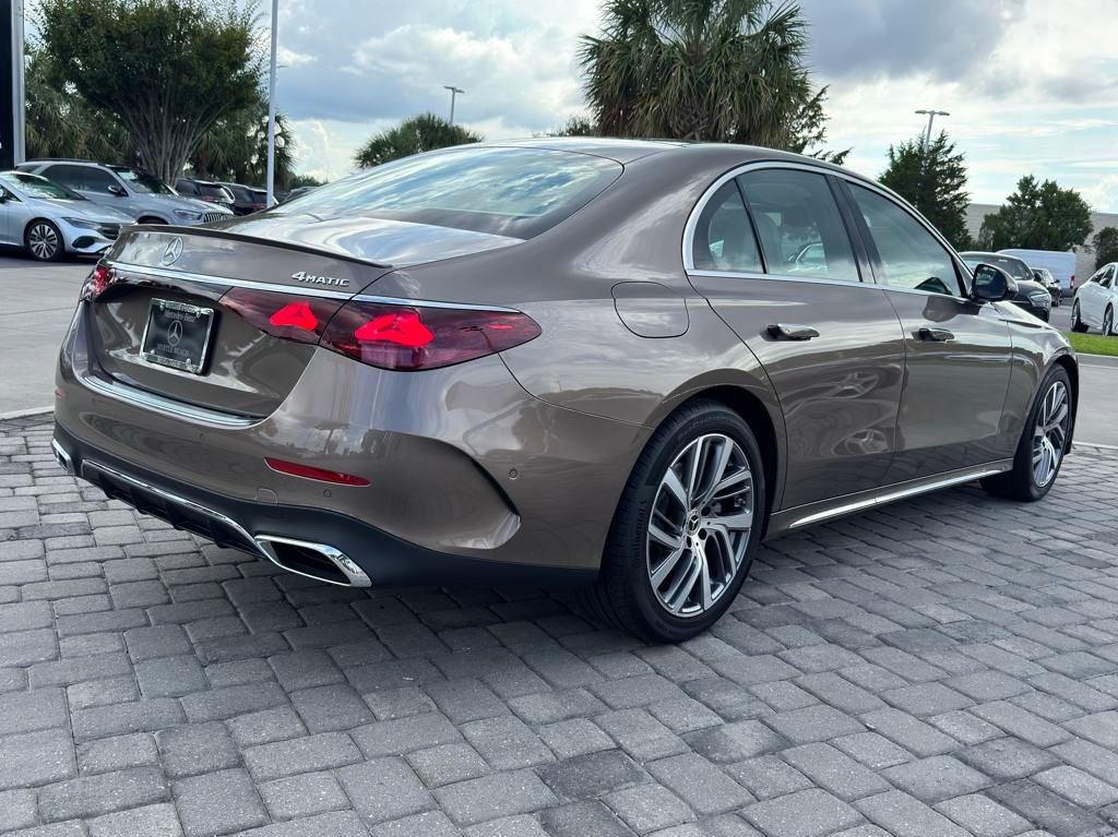 New 2026 Mercedes-Benz E 350 4MATIC Sedan image 9
