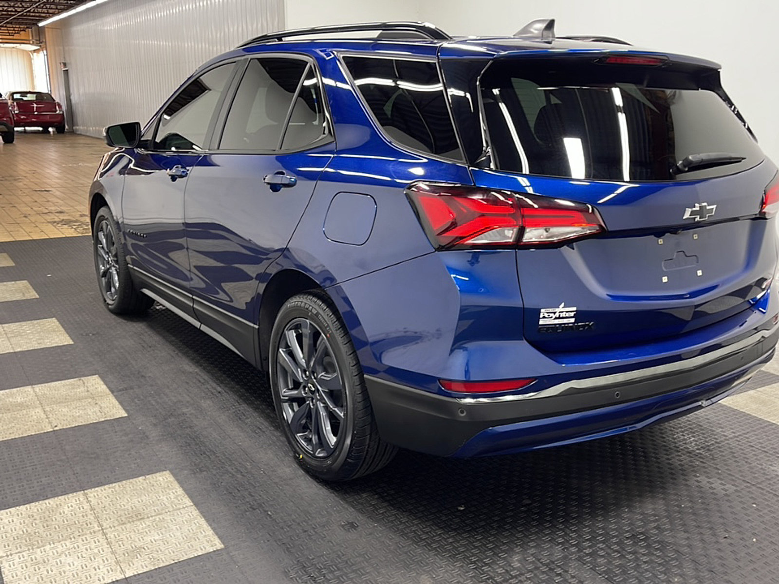 Used 2022 Chevrolet Equinox RS w/ RS Leather Package FWD image 15