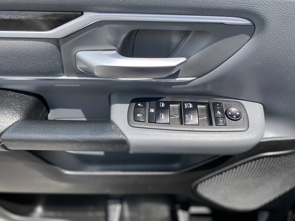 Used 2022 RAM 1500 Big Horn AWD/4WD image 20