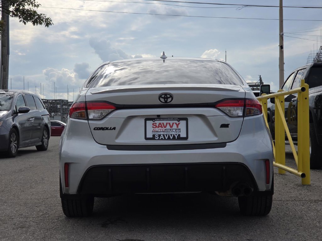 Used 2024 Toyota Corolla SE FWD image 13