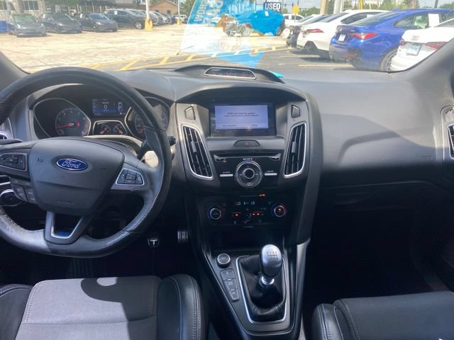 Used 2017 Ford Focus RS AWD/4WD image 6