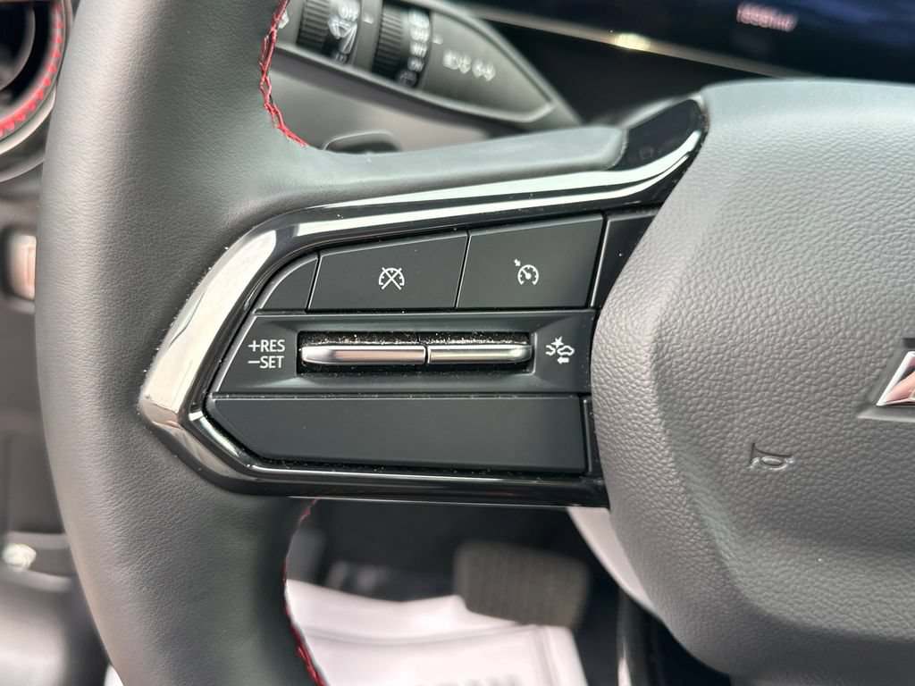 Used 2024 Chevrolet Equinox EV RS FWD image 17