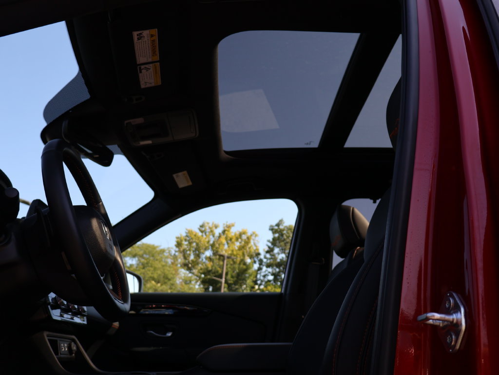 Certified 2025 Honda Pilot TrailSport image 34