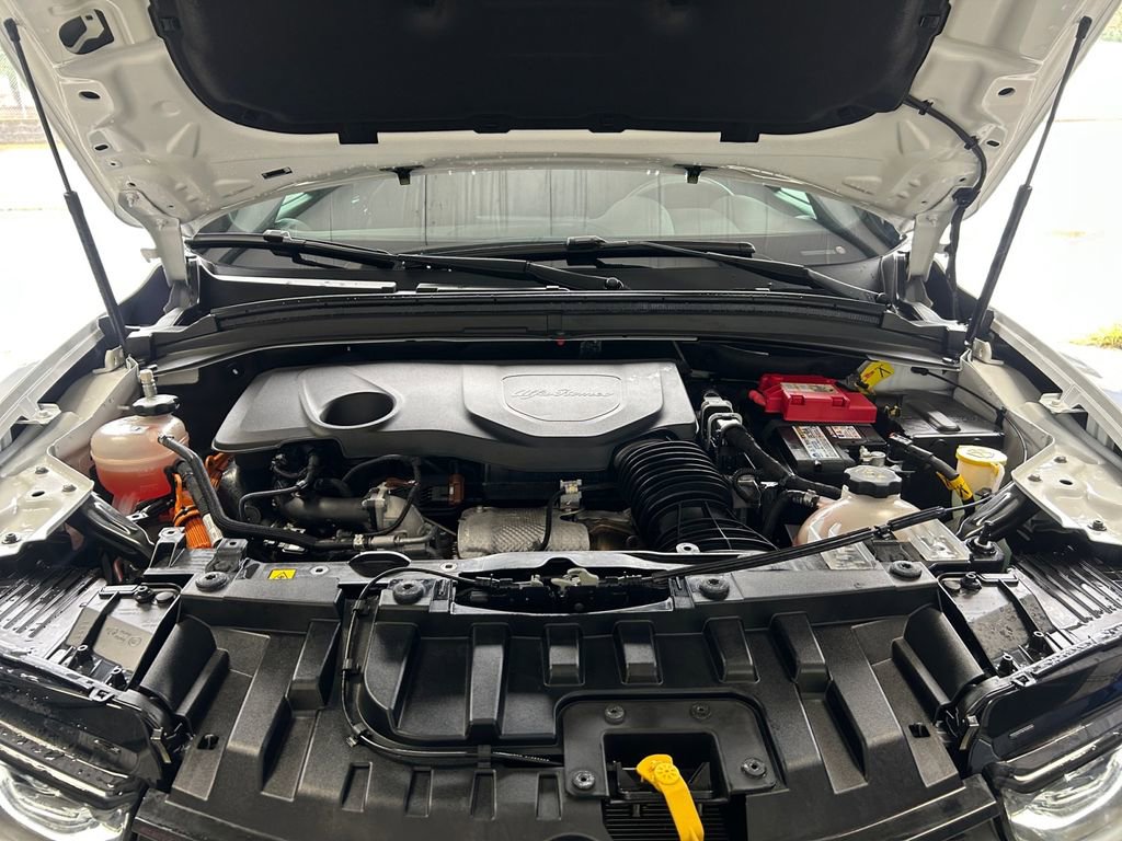 Used 2024 Alfa Romeo Tonale Veloce image 29