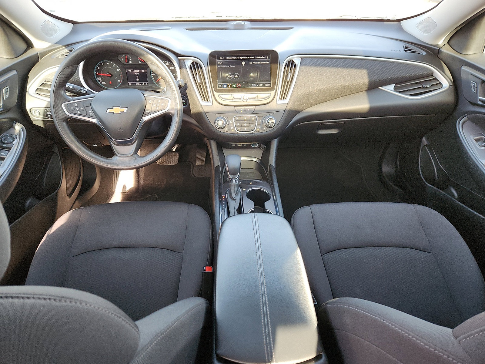 Used 2024 Chevrolet Malibu LT image 11