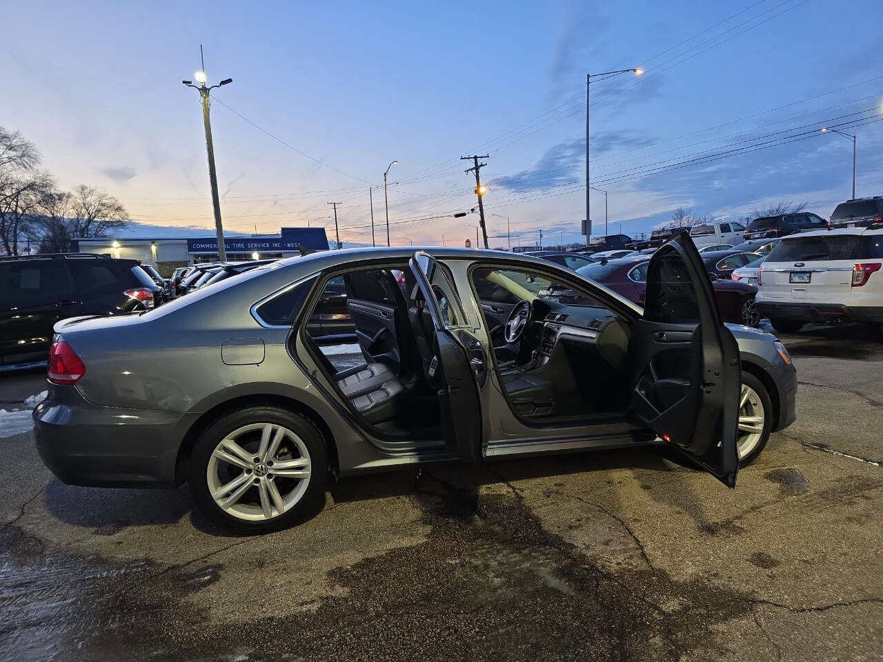 Used 2014 Volkswagen Passat TDI SE image 13