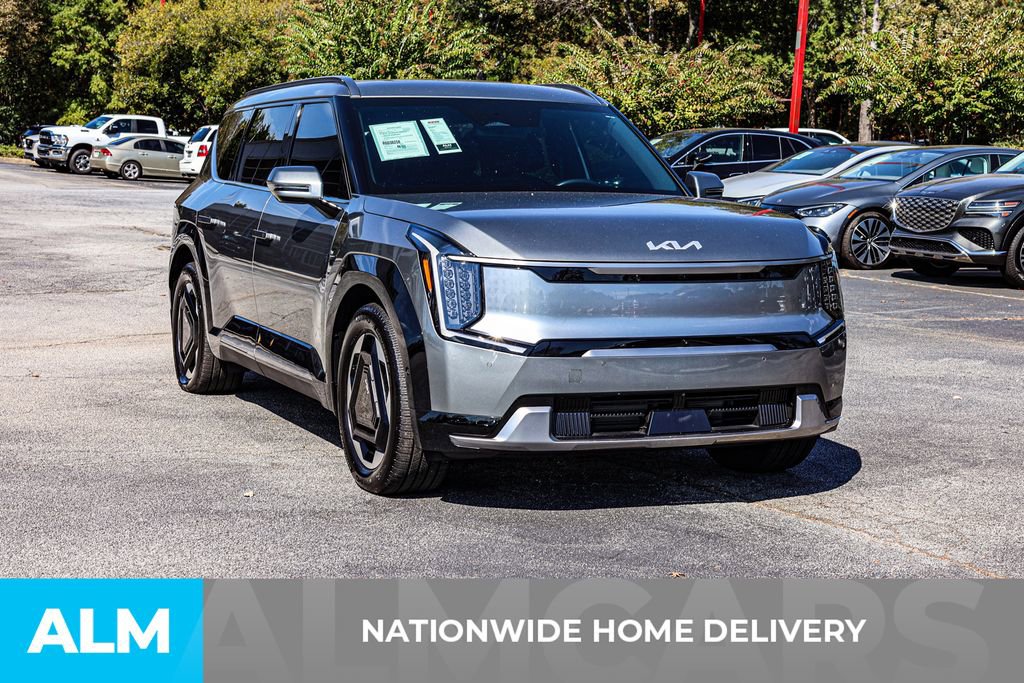 Used 2024 Kia EV9 Land image 5