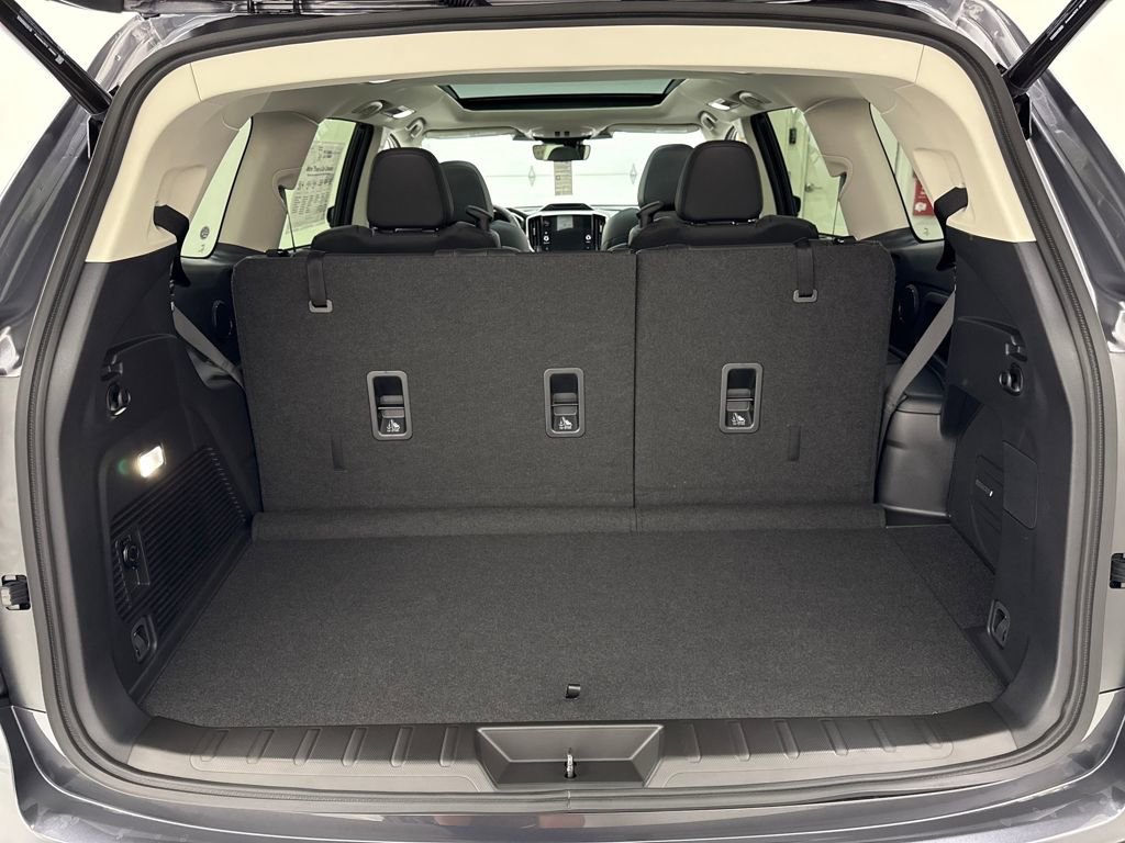 New 2025 Subaru Ascent Limited image 27