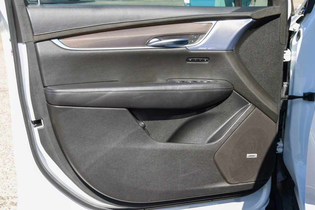 Used 2020 Cadillac XT6 Sport w/ Platinum Package AWD/4WD image 11