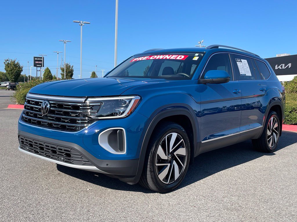 Used 2025 Volkswagen Atlas SEL AWD/4WD image 3