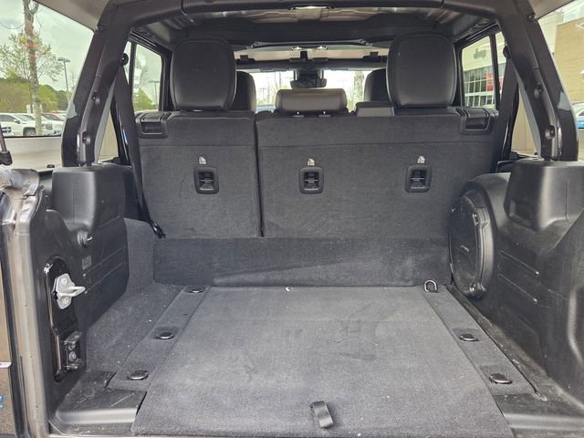 Used 2021 Jeep Wrangler Unlimited Sahara w/ Cold Weather Group image 26