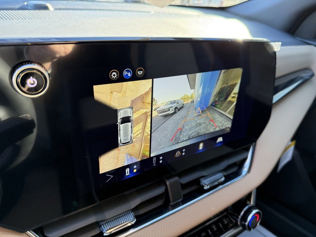 New 2026 Chevrolet Equinox ACTIV w/ Convenience Package III image 20