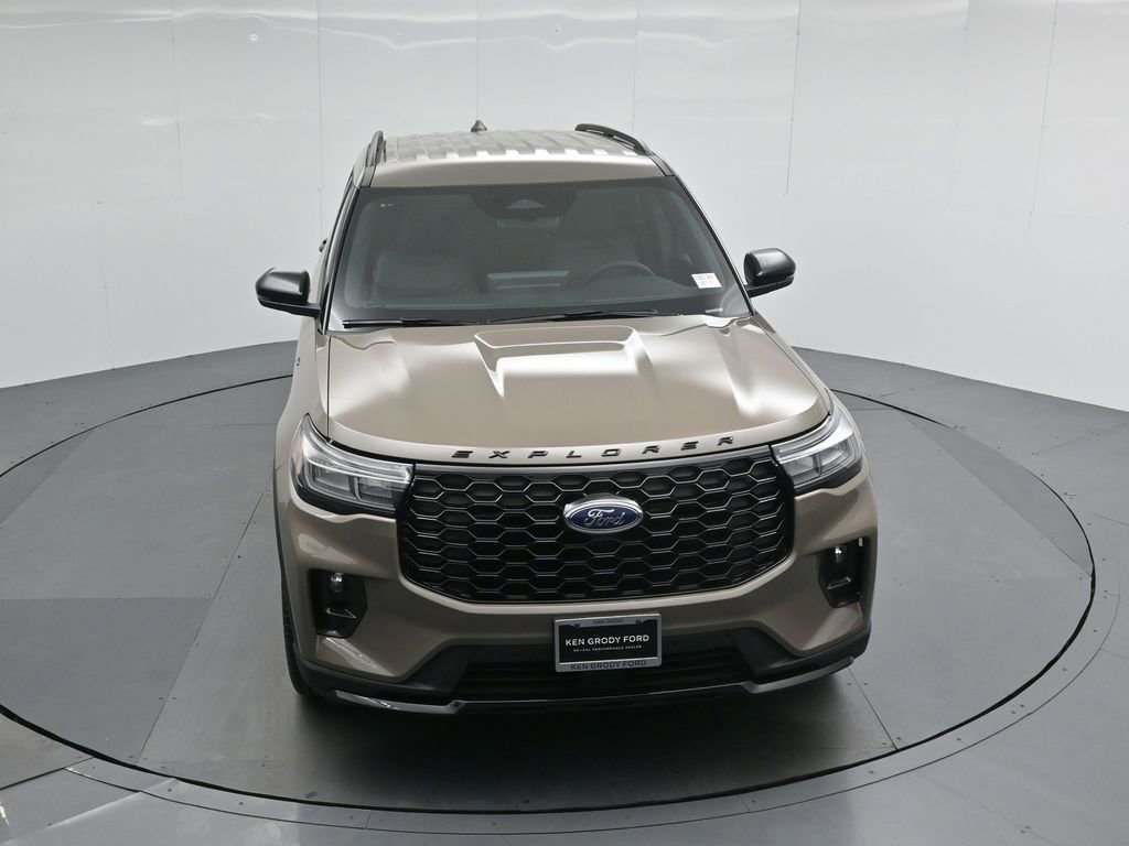 Used 2026 Ford Explorer ST-Line w/ ST-Line Street Pack RWD image 42