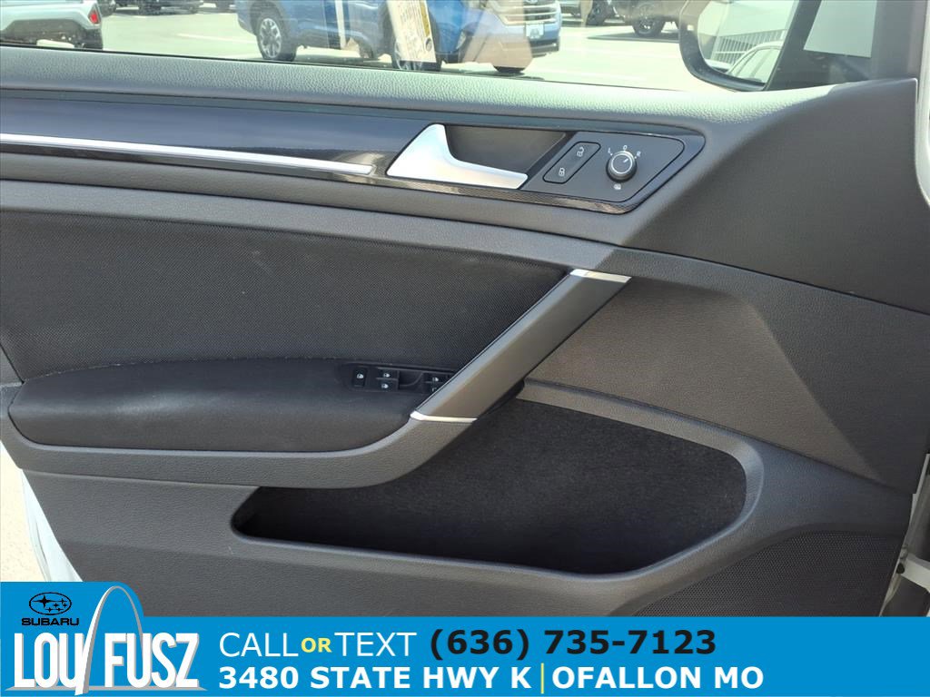 Used 2017 Volkswagen GTI S image 21