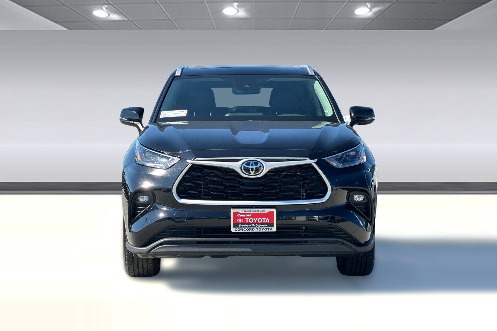 Used 2026 Toyota Highlander XLE AWD/4WD image 5