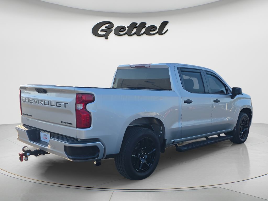 Used 2022 Chevrolet Silverado 1500 Custom w/ LPO, Dark Essentials Package image 5