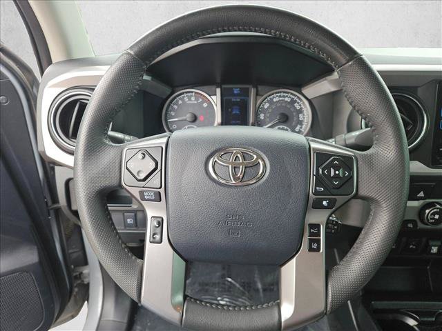 Used 2019 Toyota Tacoma SR5 AWD/4WD image 10