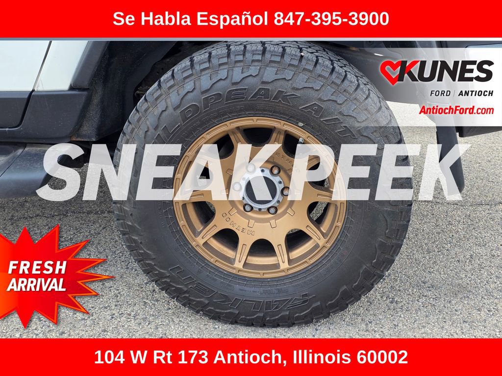 Used 2014 Toyota FJ Cruiser 4WD w/ Upgrade Package image 13