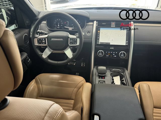 Used 2024 Land Rover Discovery Dynamic SE AWD/4WD image 31