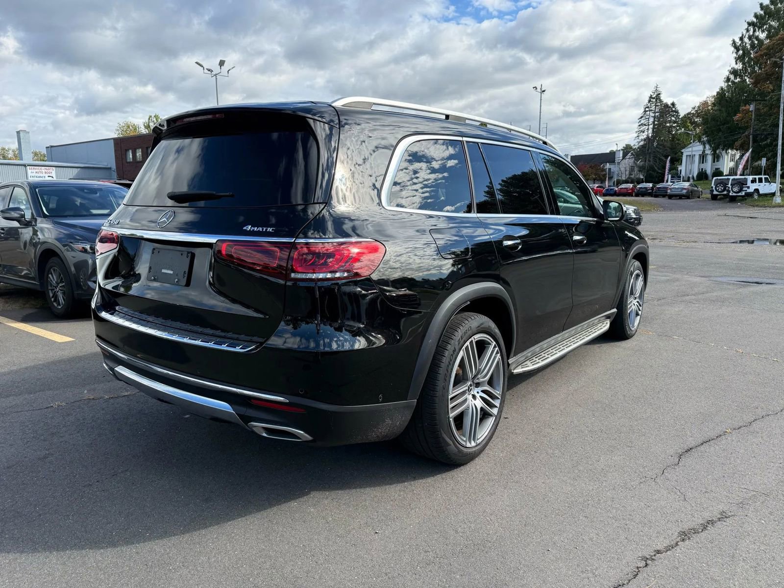 Used 2020 Mercedes-Benz GLS 450 4MATIC image 4