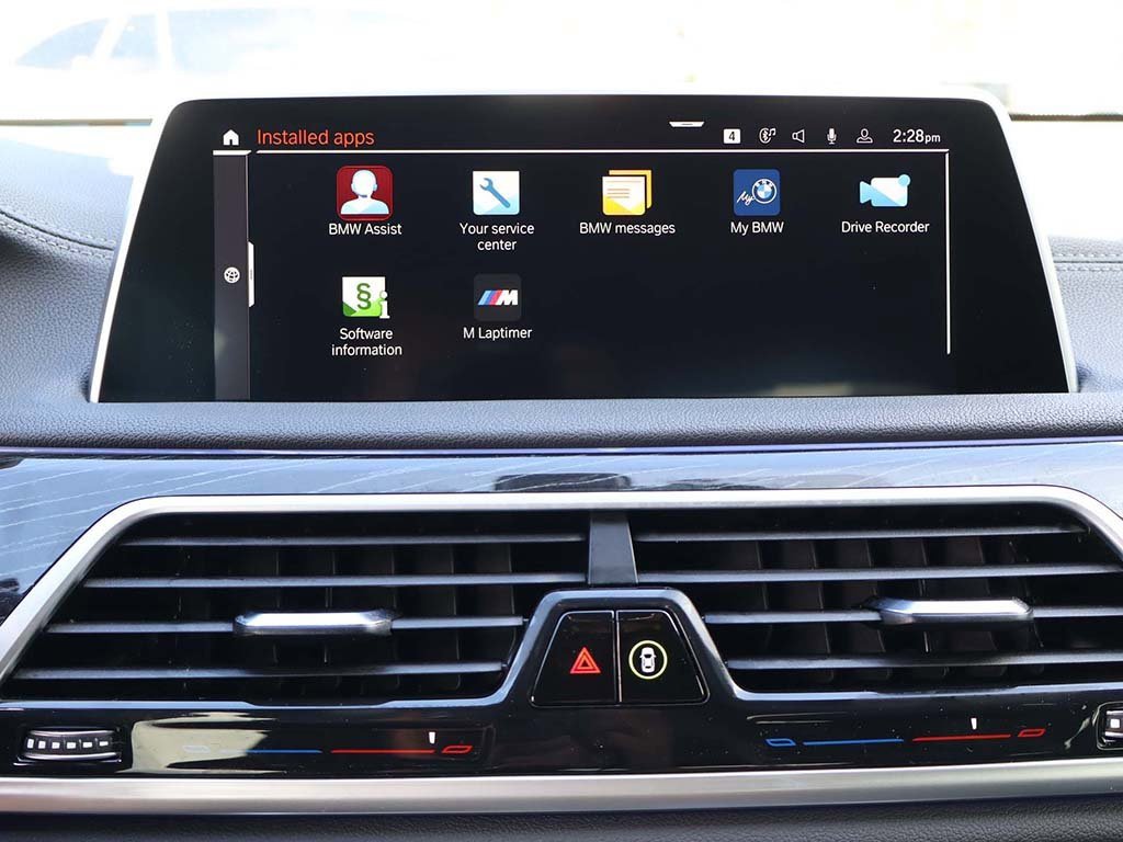 Used 2022 BMW 740i w/ M Sport Package image 56