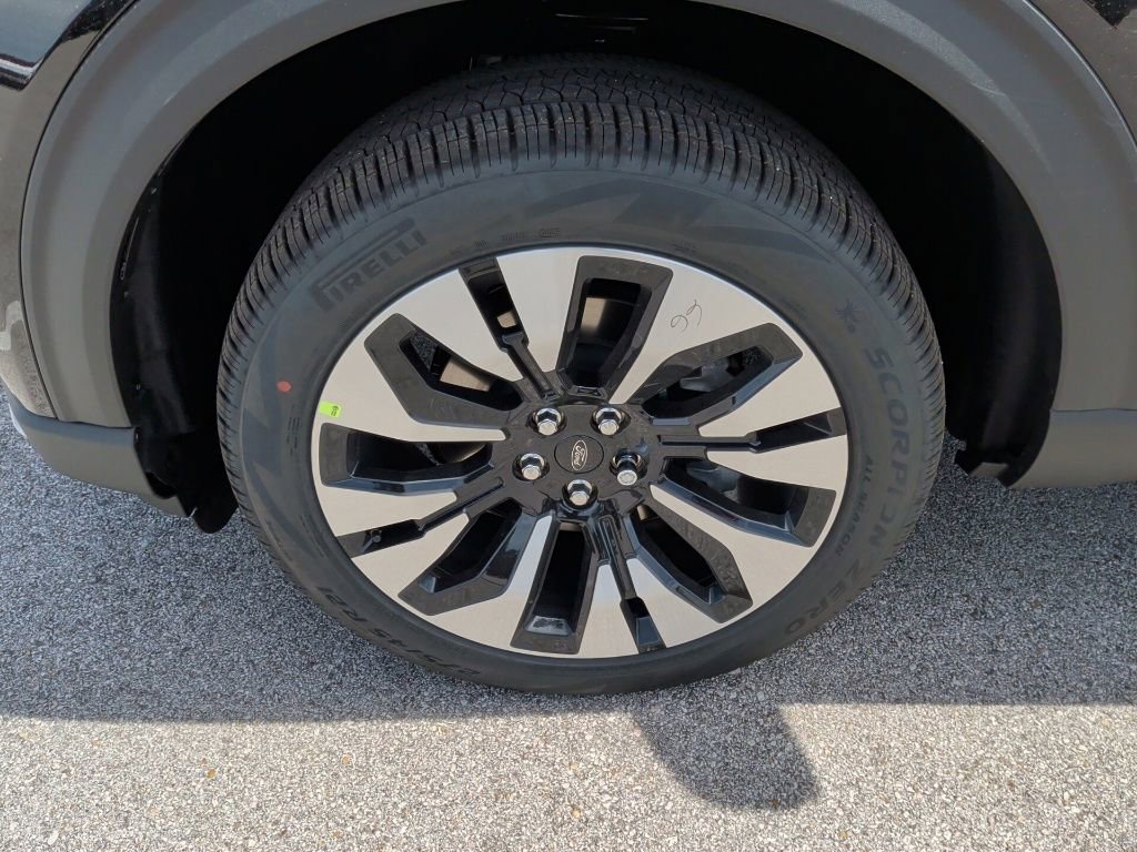 New 2026 Ford Explorer Platinum w/ LUX Leather Package image 50