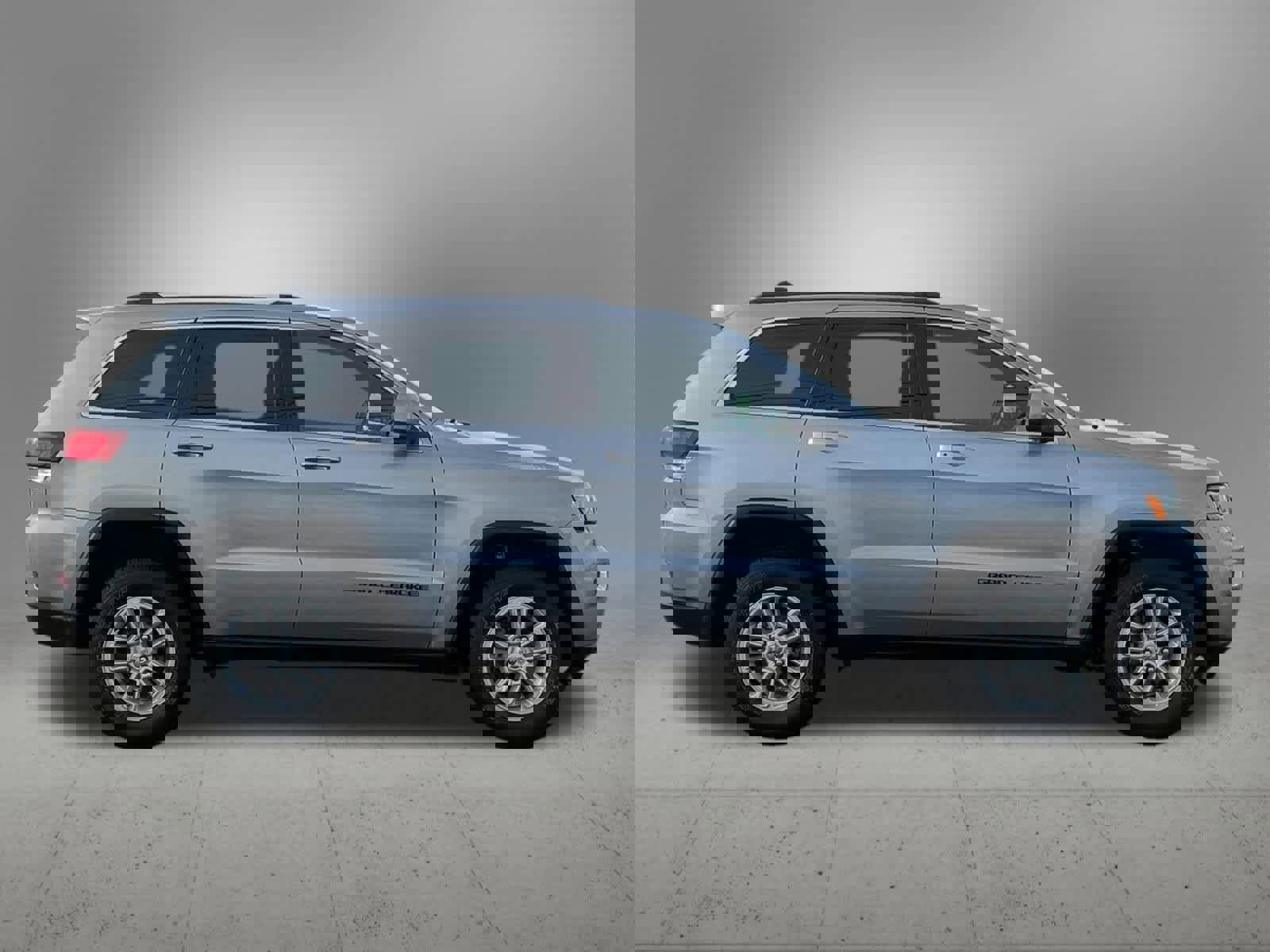 Used 2020 Jeep Grand Cherokee Laredo w/ Security & Convenience Group image 7