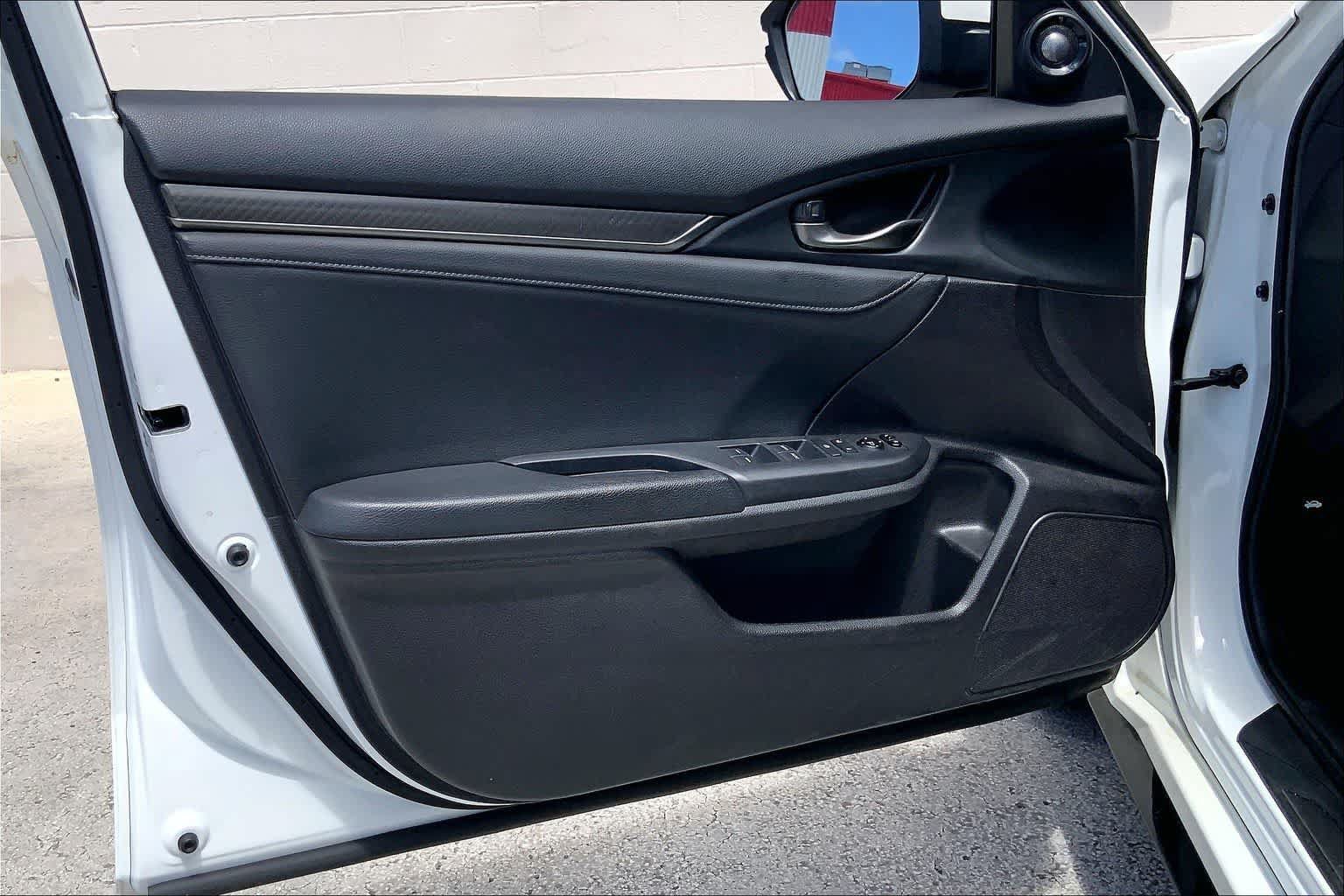 Used 2018 Honda Civic Sport Touring image 27