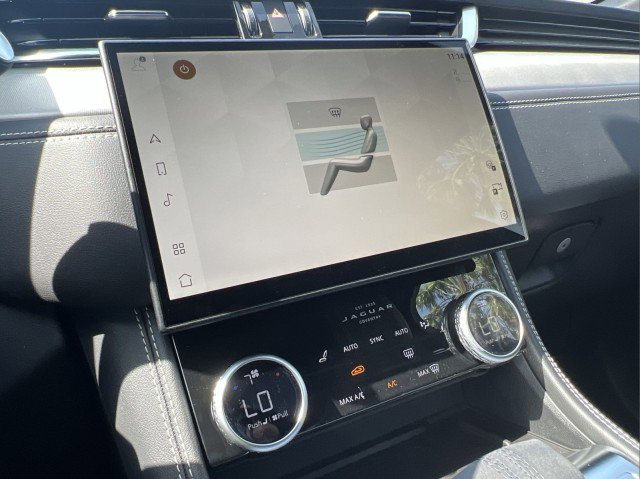 New 2026 Jaguar F-PACE R-Dynamic S image 30