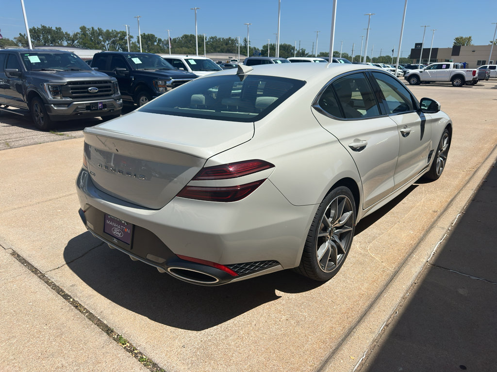 Used 2025 Genesis G70 2.5T RWD image 9