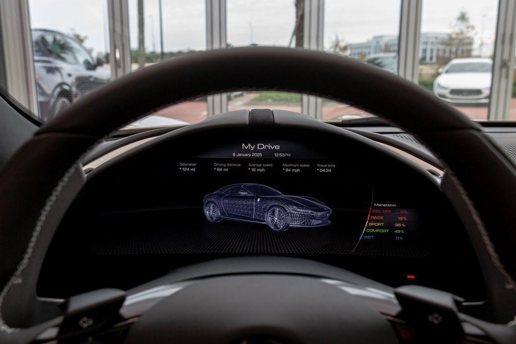 Used 2024 Ferrari Roma Spider image 24