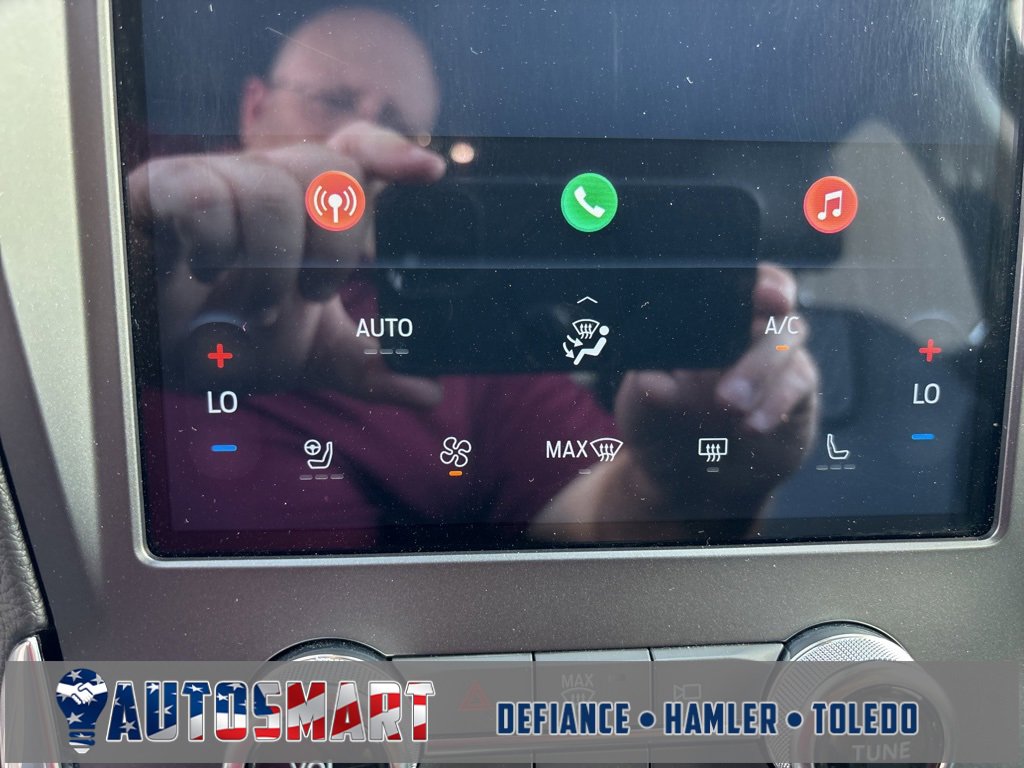 Used 2024 Ford Edge Titanium image 36