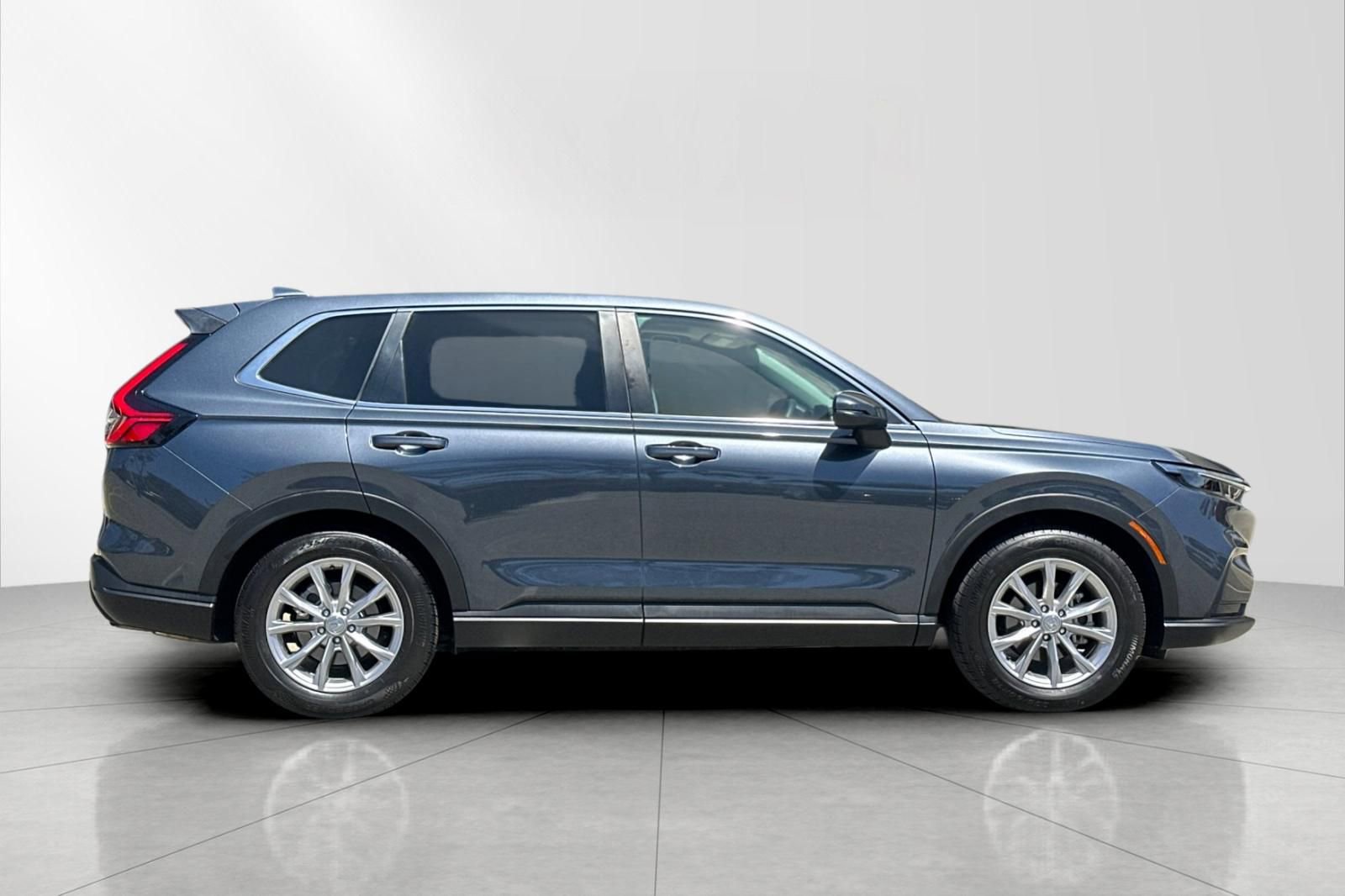 Used 2024 Honda CR-V EX image 2