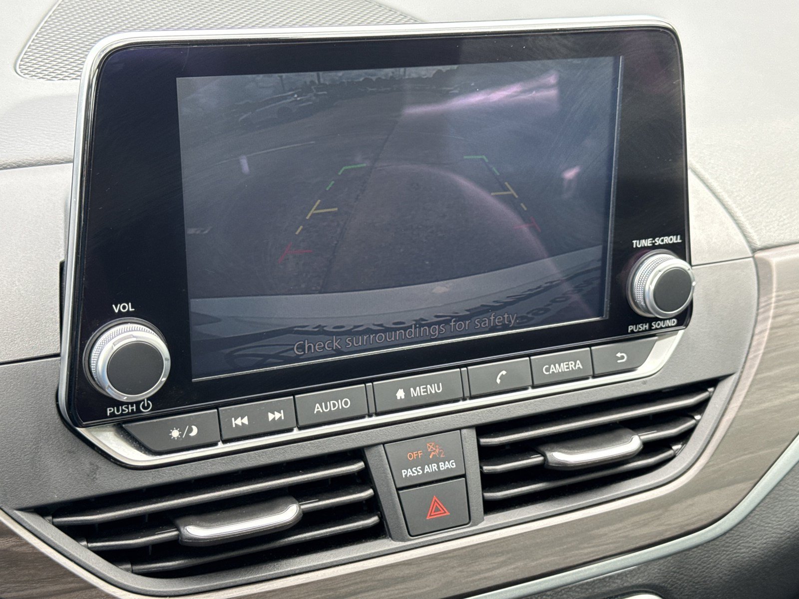 Used 2025 Nissan Altima 2.5 SV FWD image 23