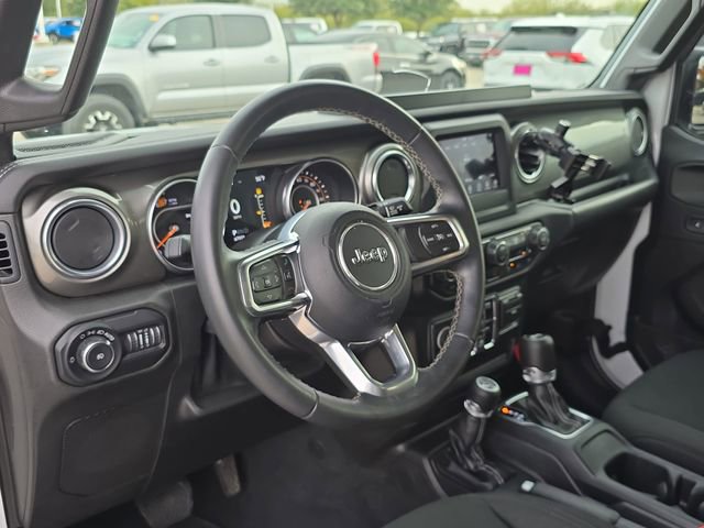 Used 2019 Jeep Wrangler Unlimited Sahara w/ Safety Group image 15