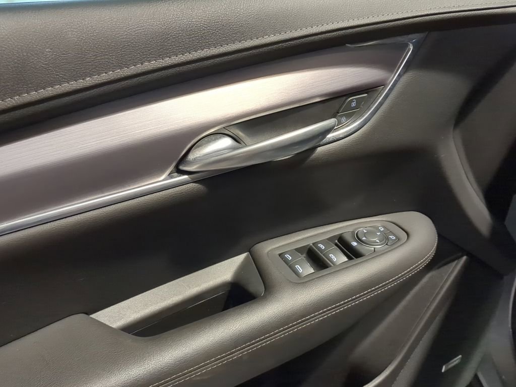 Used 2023 Cadillac XT5 Luxury AWD/4WD image 17