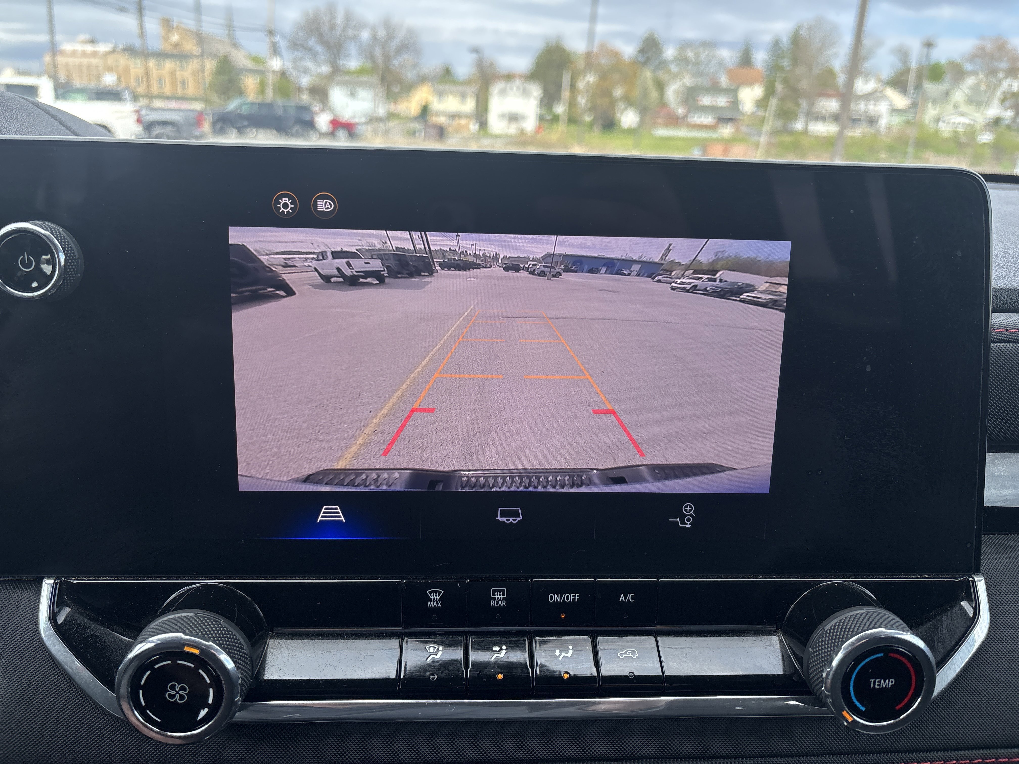 Used 2024 Chevrolet Colorado Z71 w/ Advanced Trailering Package AWD/4WD image 26