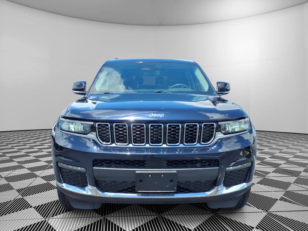 Used 2023 Jeep Grand Cherokee L Limited AWD/4WD image 4