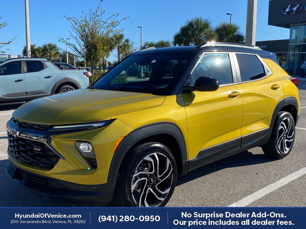 Used 2024 Chevrolet TrailBlazer RS w/ Driver Confidence Package AWD/4WD image 8