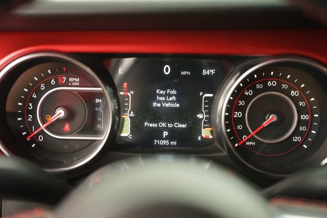 Used 2022 Jeep Gladiator Rubicon w/ LED Lighting Group AWD/4WD image 24