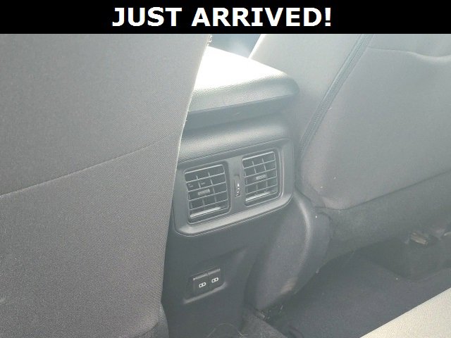 Used 2025 Toyota RAV4 XLE w/ Convenience Package image 9