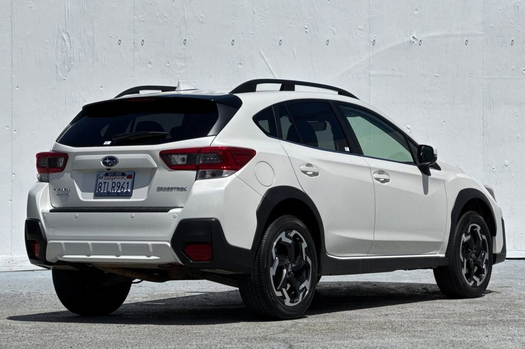 Used 2021 Subaru Crosstrek 2.5i Limited w/ Moonroof Package 2 AWD/4WD image 3