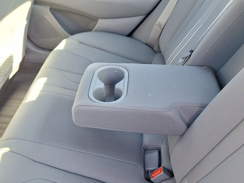 Used 2024 Hyundai Elantra SEL w/ Convenience Package image 13